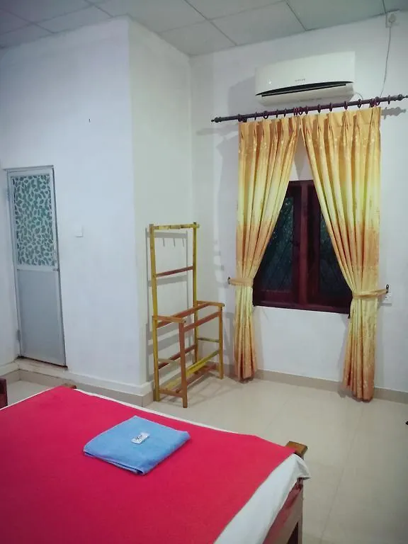 Lakhiru Holiday Resort Negombo