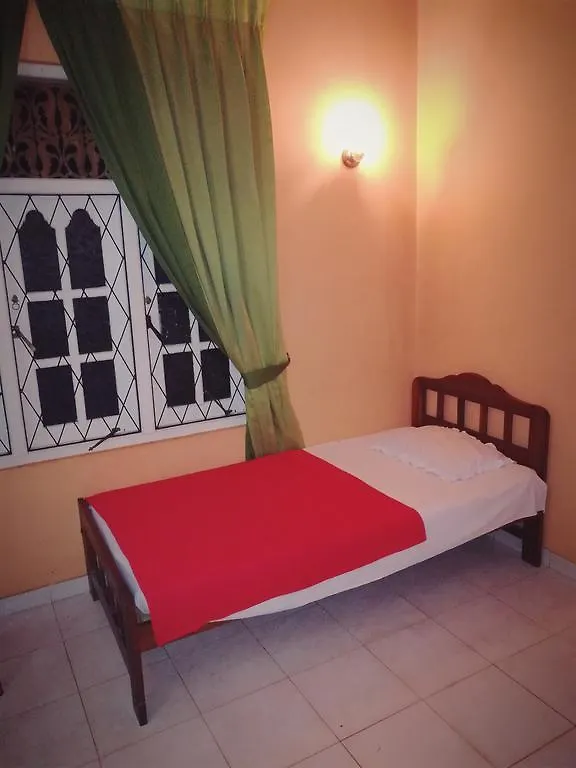 Lakhiru Holiday Resort Negombo